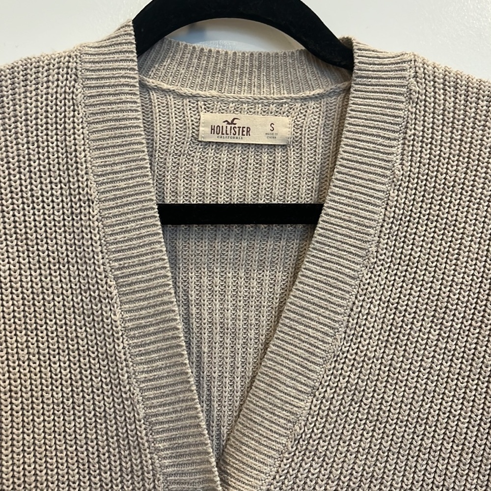 Button-up Cardigan - Picture 3 of 3